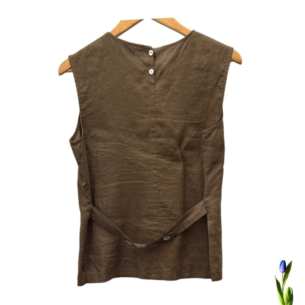 Max Studio Brown Crop linen top, linen tank top, crew-neck top, Sleevele… - Picture 2 of 5